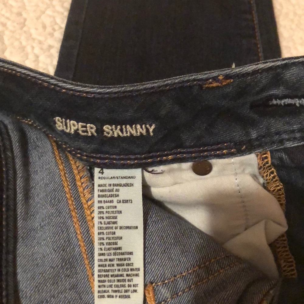 AE Ripped Jeans - Picture 7 of 8